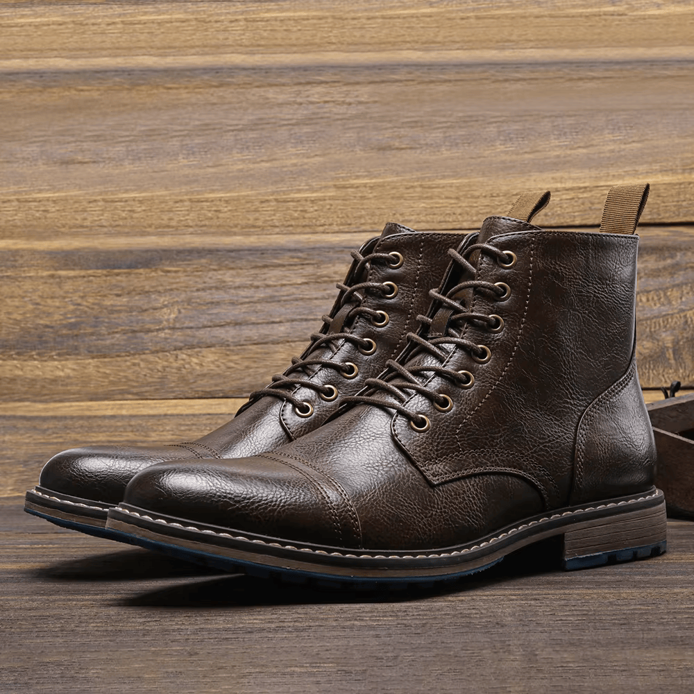 Conor | leather ankle boots in fashion style